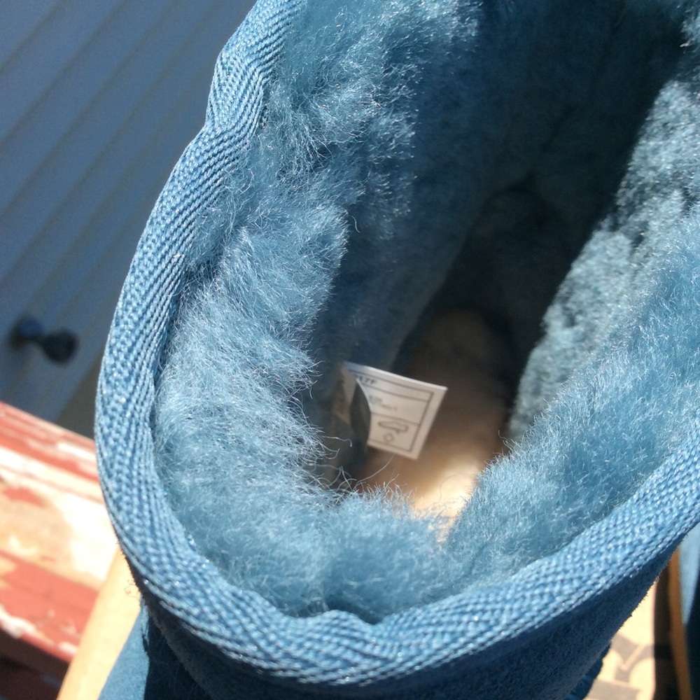 UGG CLASSIC MINI II - Picture 5 of 8